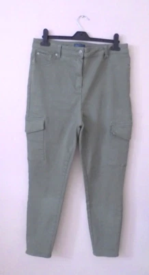 LADIES KHAKI COMBAT JEANS SIZE 16 - PAPAYA - Image 1 of 3