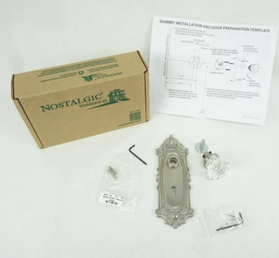 Nostalgic Warehouse  Victorian Plate  with Keyhole & Crystal Door Knob Single - Image 1 of 4