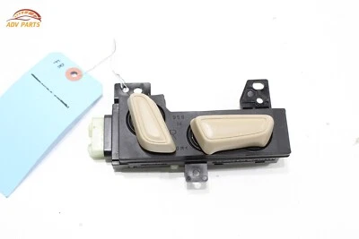 Interruptor de control del asiento del lado del pasajero delantero derecho Toyota Highlander 2020-2021 OEM Foto 1 de 4