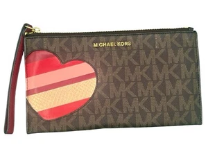 Michael Kors JST Large Heart Zip Clutch - Picture 1 of 4