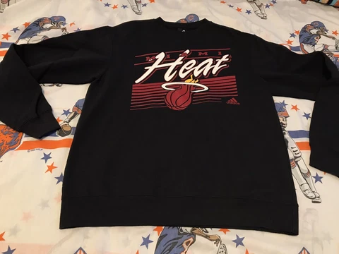 Miami Heat NBA Adidas Small Black Crewneck Sweatshirt Cover