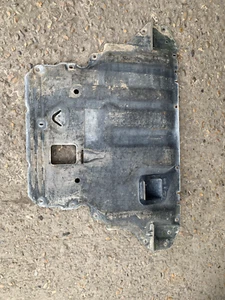 FORD FOCUS ST-LINE ENGINE SPLASH GUARD UNDERTRAY  1.5   MK4 (2018-2021) - Picture 1 of 10