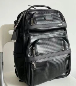 TUMI Alpha 3 Paquete de 3 Calzoncillos Negro × Mochila de Cuero Carbono Nylon Business Outlet - Imagen 1 de 6