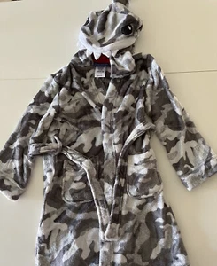 Boys XS(5/6) Adorable Saint Eve Youth Fleece Shark Robe Soft And Cozy Gray New - Picture 1 of 13
