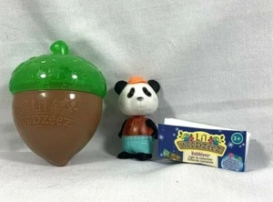 NUEVO LI'L WOODZEEZ SERIE 5 CABEZAL BOBBLEEZ ILUMINADO PACO PANDA #110 BELLOTA VERDE - Imagen 1 de 10