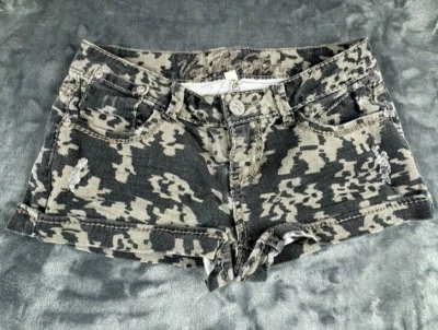 Vanilla Star Denim Jeans Shorts Womens 7 Distressed Camo Short Beach Vacation - Image 1 of 4