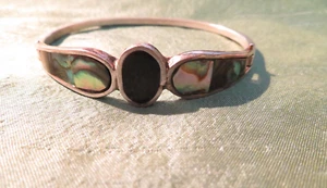 Sterling Onyx & Abalone Southwestern Hidden Clasp Bracelet Signed Bear Mark - Picture 1 of 9