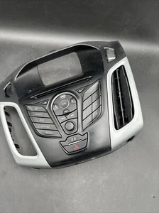 12-14 Ford Focus Radio Control Panel  Dash Bezel Trim CM5T18K811AE BM5118835AAW - Picture 1 of 12