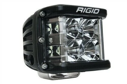 Luz puntual LED rígida 261213 D-SS PRO para uso todoterreno de 9-36 V Foto 1 de 3