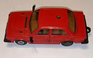 CORGI TRIUMPH ACCLAIM HLS 4 DOOR SALOON CAR  DIECAST LOOSE SCALE 1:36 RED - Picture 1 of 3