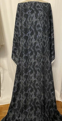 Tela gris verde oscuro con patrón de llama de vid mezcla de lino de seda 1,5 yardas 54" de ancho Foto 1 de 4