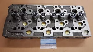 Cabeza de cilindro completa para Daedong L3502 - Imagen 1 de 3