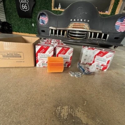 (10) Lexus Toyota 04152-YZZA1 - Image 1 of 4