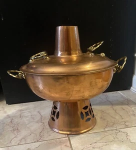 Vintage Hot Pot - Picture 1 of 10