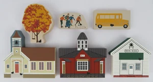 MAULLIDO DE GATO ~ Lote de 6 cuidadores de estante con temática escolar de colección 3 escuelas autobús árbol niños - Imagen 1 de 16