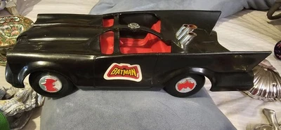 Figuras colecionáveis clássicas de séries de TV do Batman Batmobile - Imagem 1 de 4