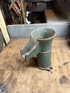 Antique Old Columbiana Farm Well Water Hand Pump Cast Iron Spout Body Parts USA - Picture 1 of 18