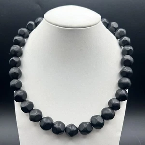 Signed Anne Klein AK Black Faceted Wooden Beads Choker Necklace 18" - Picture 1 of 5