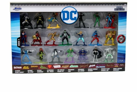 Jada Nano Metalfigs DC Series 4 Batman, Catwoman, Superman, Wonder Woman,Flash + Cover