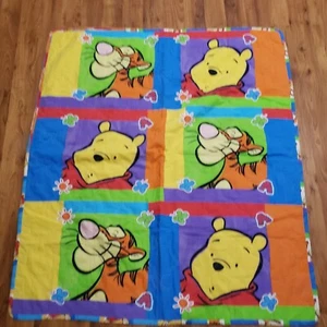 Vintage Disney Winnie the Pooh and Tigger blanket 48 x 42 in - Picture 1 of 4