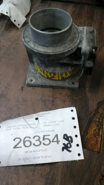 Medidor de flujo de aire 6 cilindros Canadá se adapta a camioneta Nissan 90-97 11458 Foto 1 de 1