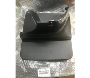 TOYOTA GUARDABARROS GENUINO, CUARTO PANEL, TRASERO DERECHO 76625 - 60170 - F0 - Imagen 1 de 4