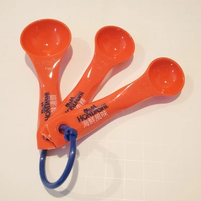 NEW Ajinmoto Hondashi Measuring Spoon Set of 3 (1 tsp, 1/2 tbsp, 1 tbsp) Keyring - Image 1 of 2