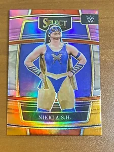 Panini Select WWE 2022 púrpura y naranja Prizm paralelo #54 NIKKI A.S.H. - Imagen 1 de 2
