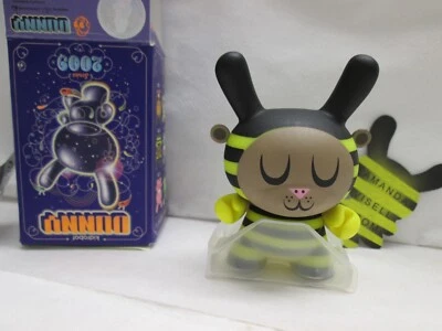 Kidrobot 3" Dunny Series 2009 AMANDA VISELL Bumble BEE Undisplayed - Image 1 of 4
