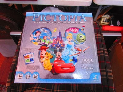 DISNEY PICTOPIA TRIVIA BOARD GAME COMPLETE EXCELLENT CONDITION 7 YEARS+ XMAS - Image 1 of 4