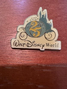 Vintage 1971-1996 Walt Disney World 25th Anniversary Commemorative Trading Pin - Picture 1 of 2