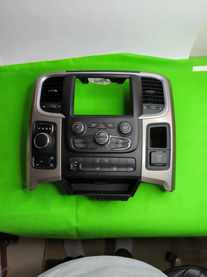 2015 RAM 1500 2500 3500 CENTER DASH RADIO CLIMATE AC CONTROL TOWING ASSEMBLY OEM - Image 1 of 4