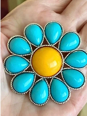 Turquoise and Yellow Round Flower Brooch - Image 1 of 4