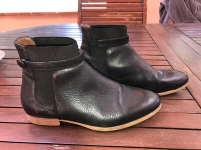 jolies bottines cuir stretch noir HEYRAUD pointure 39 valeur 279€ excellent état Foto 1 de 4
