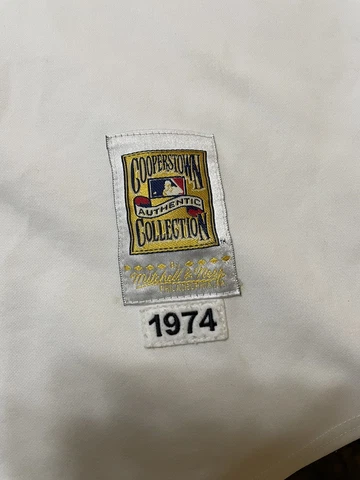 Mitchell and Ness Reggie Jackson 1974 Cooperstown Jersey Size 4XL Cover