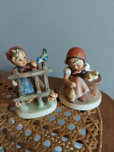 Hummel goebel figurines Girl At Fence And Girl With Peeps - Picture 1 of 4