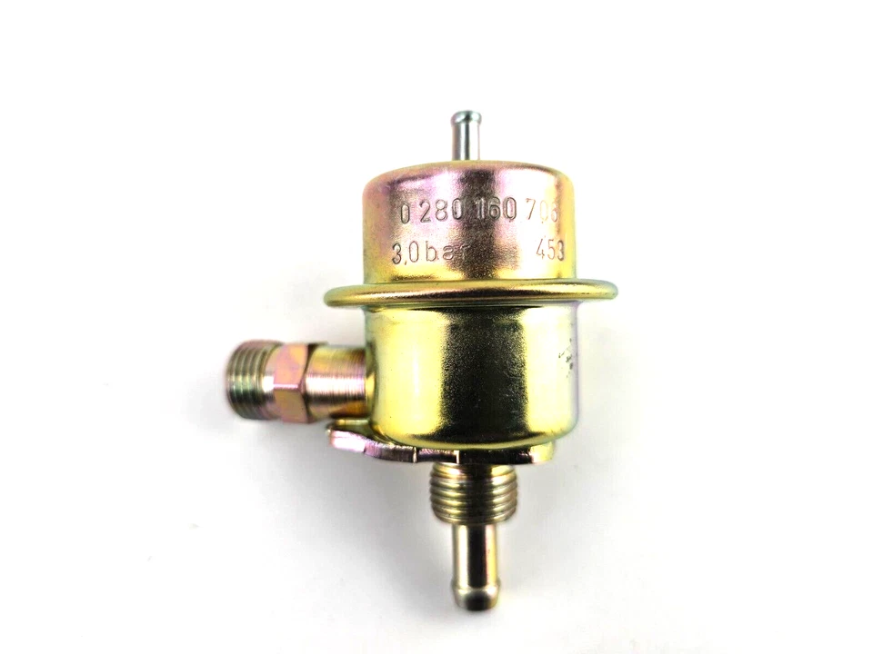 NOS Bosch Fuel Pressure Regulator FPR 0280160706 Saab 900 9000 1986-1993 3.0 BAR - Image 1 of 4