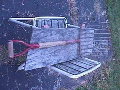 10 Tine Pitch Fork - Image 1 of 4