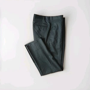 PANTALONES DE VESTIR JOS.A.BANK FRENTE PLANO FORRADOS DE LANA AZUL MARINO OSCURO 32 X 31 AJUSTADOS ¡Leer!! - Imagen 1 de 7