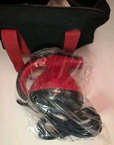 Scunci Portable Steamer Model SS1000 - Many Accessories, Bag, Manual - New - Picture 1 of 6