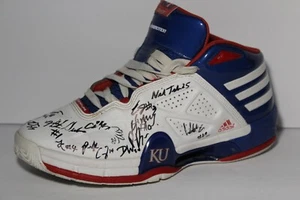 2023 2024 KANSAS JAYHAWKS TEAM SIGNED ADIDAS BASKETBALL SHOE & COA KU BASKETBALL - Picture 1 of 20