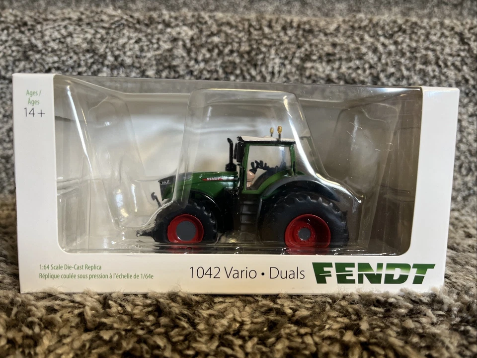 2024 SpecCast 1:64 Fendt 1042 Vario With Rear Duals NEW!! - Image 1 of 3