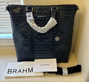 BEAUTIFUL BRAHMIN LYLE NAVY BLUE TIDEWATER TOTE WORK TRAVEL OVERNIGHT BNWT - Picture 1 of 5