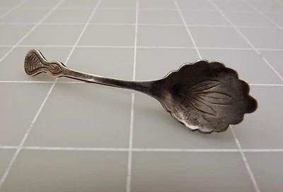 Antique Sterling Silver Scalloped BABY SPOON Brooch Pin 5.7Grams - Image 1 of 3