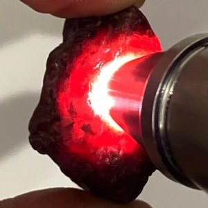 98.34 Ct - Natural 100% Unheated Beautiful Rough Red Ruby Madagascar - Picture 1 of 5