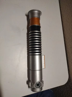 Hasbro Star Wars Luke Skywalker 2015 sable de luz retráctil verde usado Foto 1 de 3