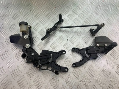 YAMAHA YZF R1 4C8 GILES ADJUSTABLE REARSETS YEAR 2007-2008 (CMB1237) - Image 1 of 4