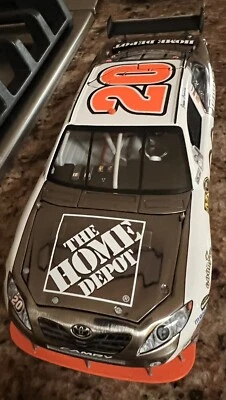 Joey Logano #20 The Home Depot 2010 Camry metal cepillado escala 1:24, ¡RARO! Foto 1 de 4