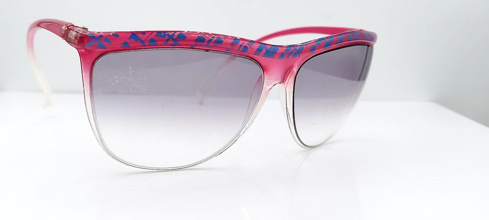 Gafas de sol vintage Foster Grant rosa azul ovaladas SOLO MARCOS EE. UU. Foto 1 de 4