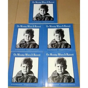On Monday When It Rained by Cherryl Book Set of 5 - Bild 1 von 4
